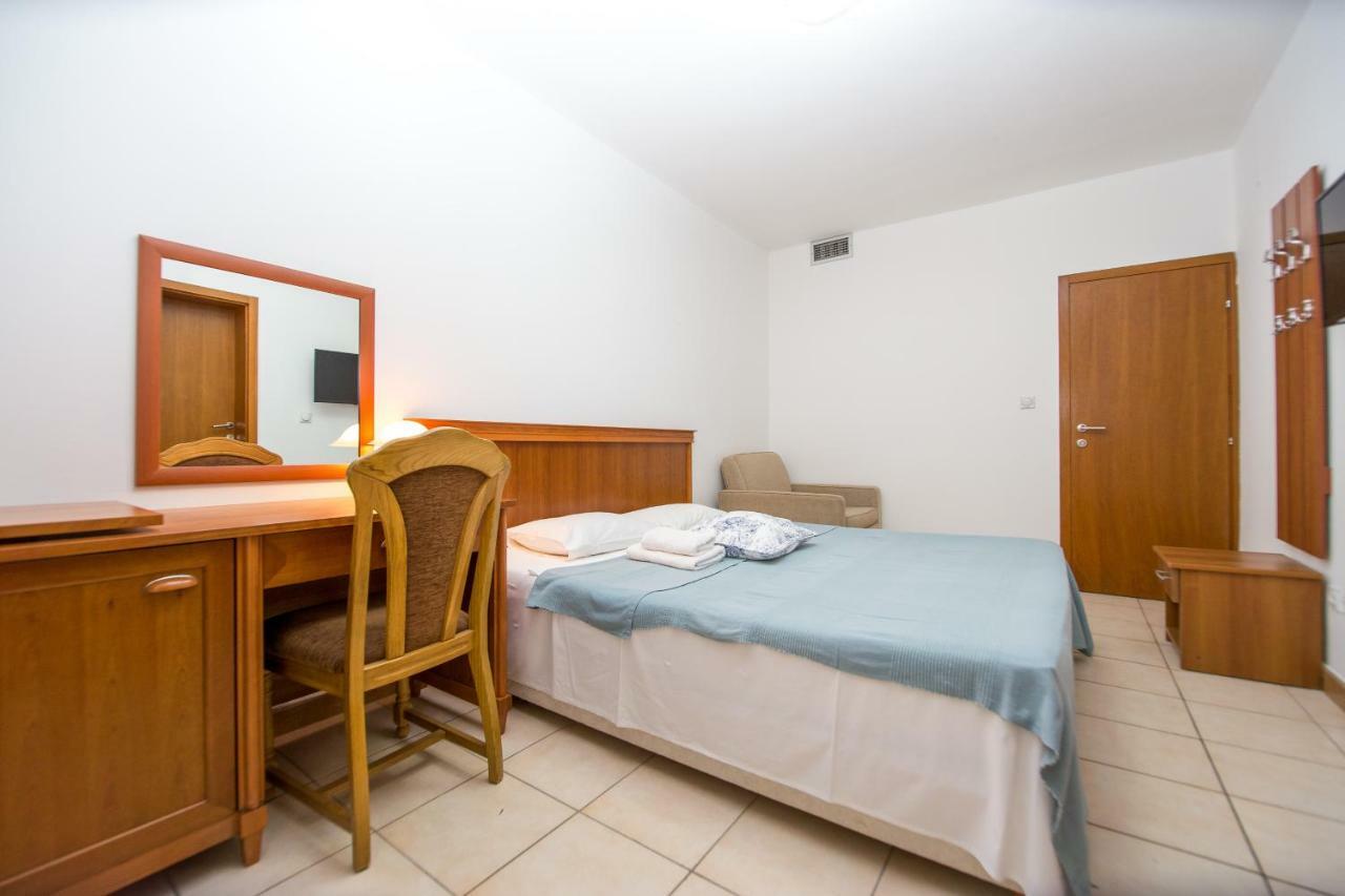 Apartments & Rooms Nikolic Budva Exterior photo
